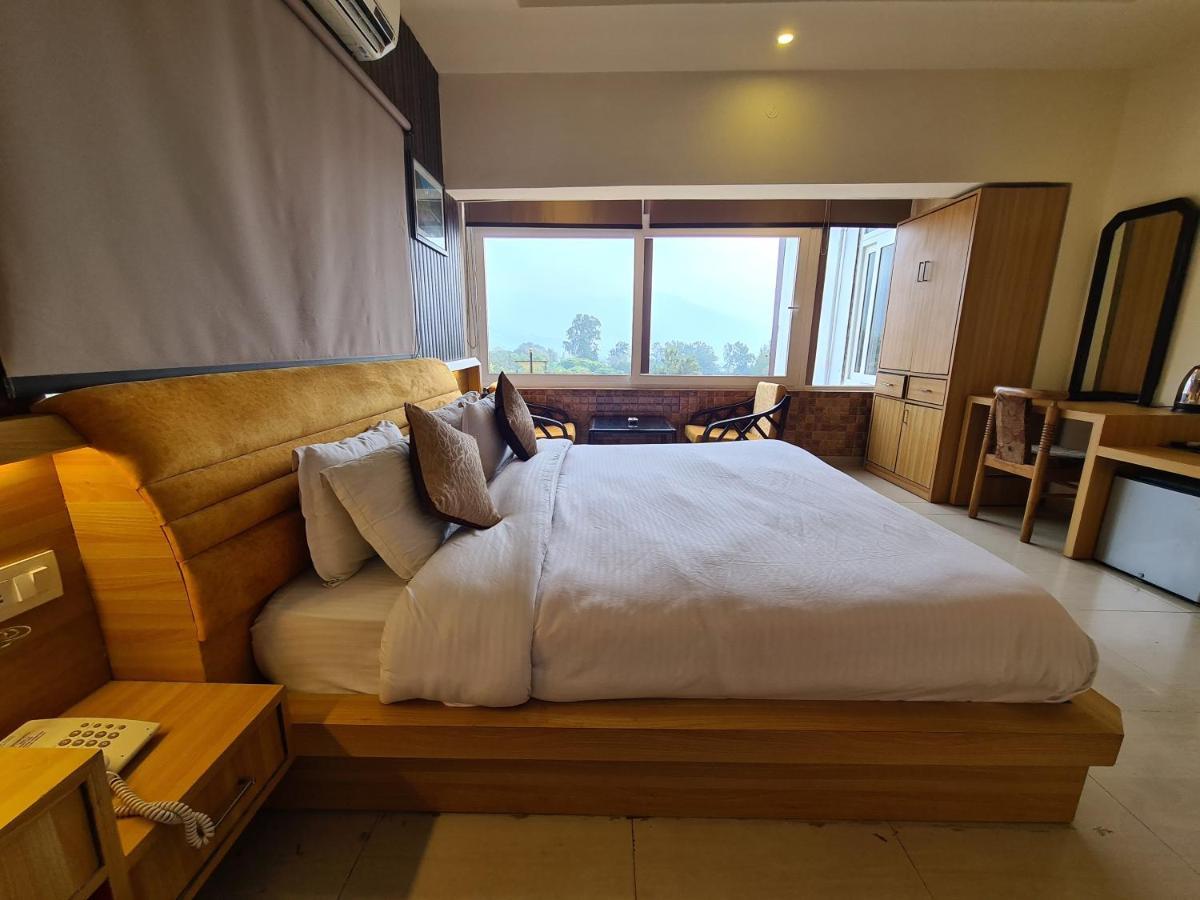 Hotel Rajpur Heights Dehradun Extérieur photo