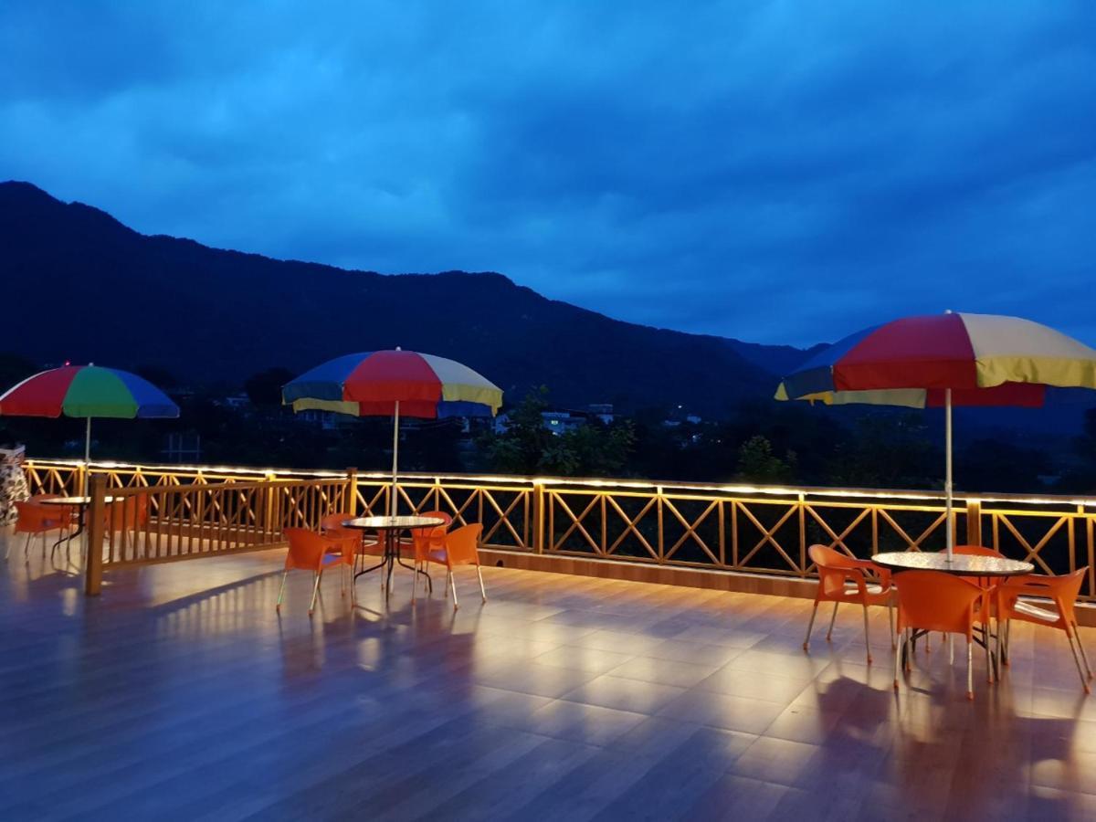 Hotel Rajpur Heights Dehradun Extérieur photo